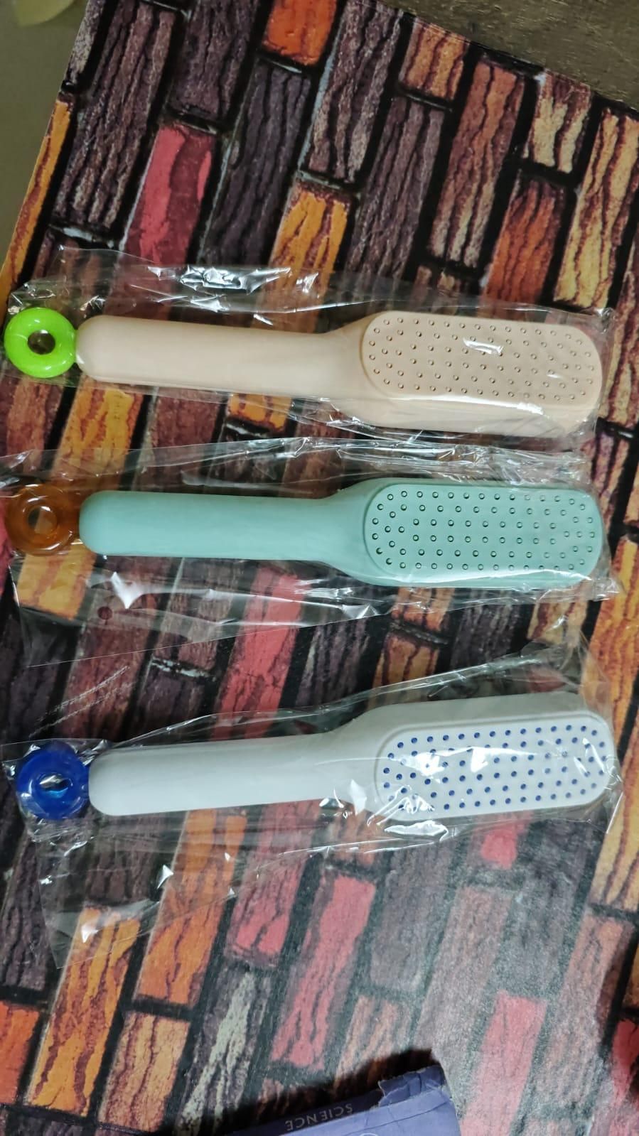 Self-Cleaning Anti-Static Hair Brush – For Smooth, Tangle-Free, Healthy Hair